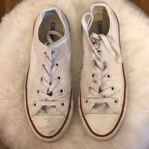 White converse vintage. Will clean before sending